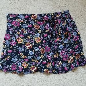 Floral mini skirt